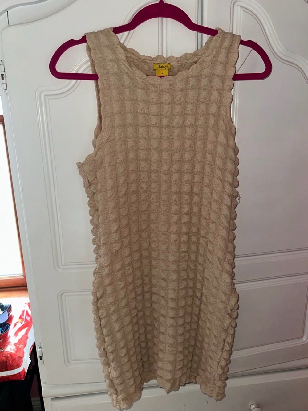 Daisy Beige Textured Sleeveless Shift Dress Size Medium